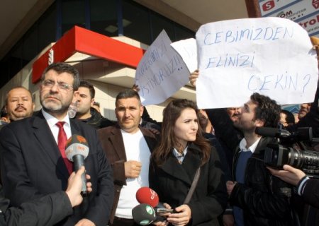 Pazarcılar, belediyeye ödedikleri katkı parasını mahkemeye taşıdı