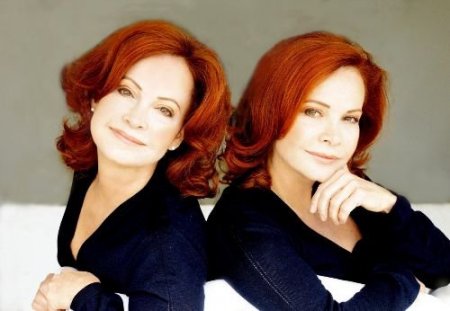 Pekinel Kardeşler İzmir'de Konser Verecek