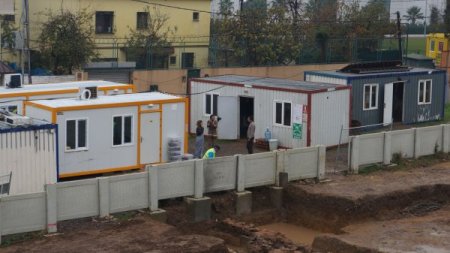Pendik’te Marmaray’ı durduran höyük