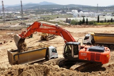 Petkim'den çıkan toprakla cezaevinin bahçesi yeşillendirildi