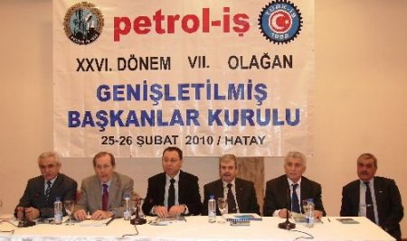 Petrol-iş Sendikası Genel Başkanı Öztaşkın: Türkiye'nin Kaos Ortamına Sürüklenmesinin Önüne Geçilmeli