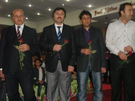 Peygamber Efendimiz'i (sas) şiir ve ilahilerle andılar