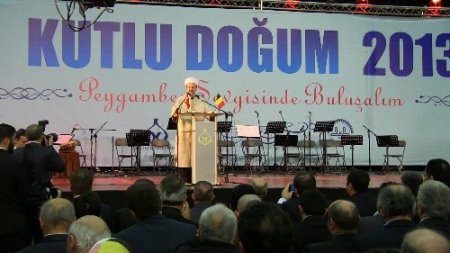 Peygamber sevgisi Belçika’da binlerce insanı bir araya getirdi