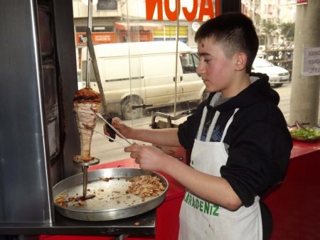 Pide ustası ortaokul öğrencisi
