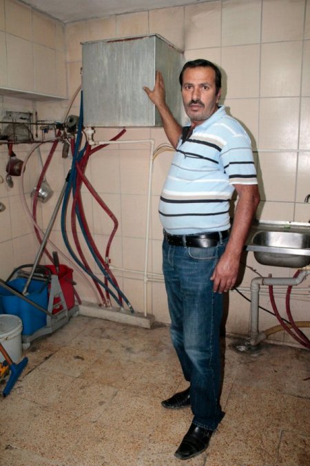 Pideci, fırınına kurduğu kalorifer sistemiyle iş yerini ısıtıyor