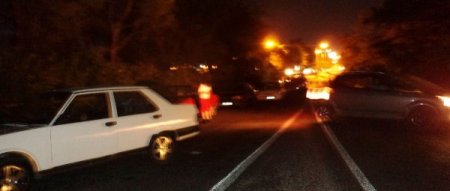 Piknik Alanında Yer Kapmak İçin Gece 3 Km Kuyruk Oluştu