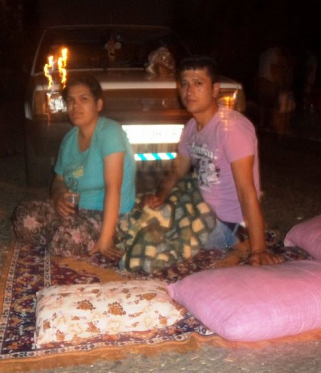 Piknik Alanında Yer Kapmak İçin Gece 3 Km Kuyruk Oluştu