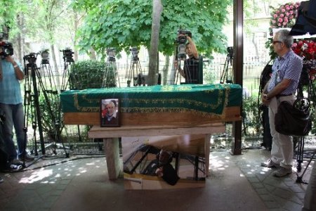 Pilot gazeteci Öztürk son yolcuğuna uğurlandı