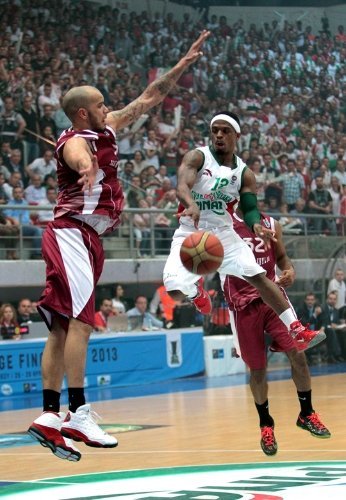 Pınar Karşıyaka: 76 - Krasnye Krylia: 77 (Maç sonucu)