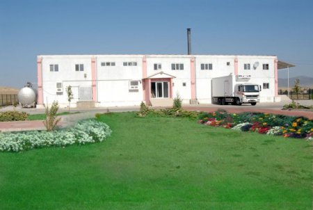 Pizzanın peyniri, İhsaniyeli Sütçüoğlu'ndan geliyor