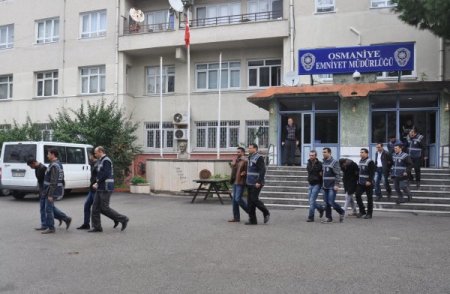 PKK tediyle dolandırıcılık yapan 90 kişilik çete çökertildi