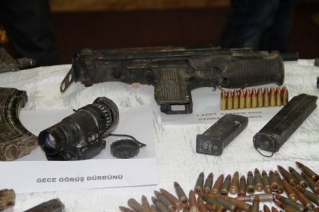PKK’lıların sığınağından silah ve mühimmat çıktı