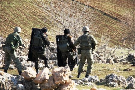 PKK’lılarla işbirliği yaptıkları tespit edilen 2 kişi gözaltına alındı