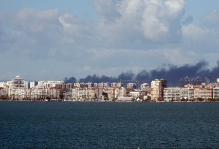 Plastik fabrikasında yangın çıktı