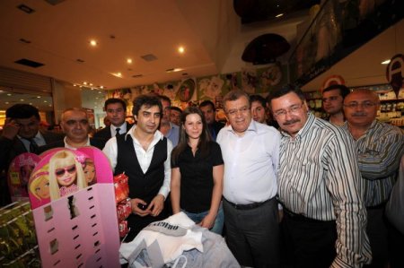 Polat Alemdar, Sincan'da Düğün Alışverişi Yaptı