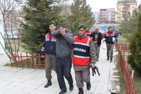 Polatlı’da Bir Araçta Roma Dönemine Ait Tarihi Eserler Ele Geçirildi