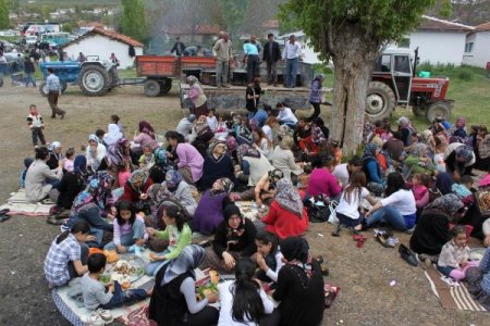Polatlı’da Çiftçi Şükür Duasına Çıktı