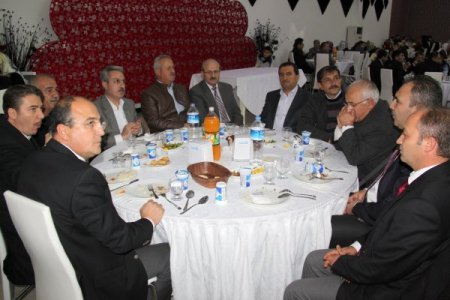 Polatlı’da öğretmenler yemekte bir araya geldi