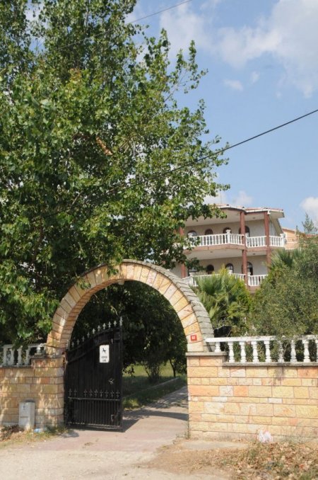 Polis, 100 bin lira değerinde sahte içki ele geçirdi