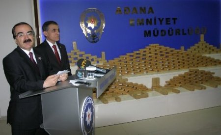 Polis, 153 kilogram eroini zuladan 'besmele' ile çıkardı