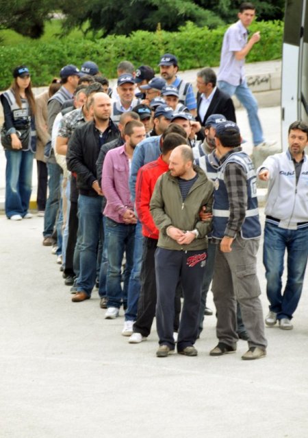 Polis, 200 Kamerayı İnceleyerek Leman Kültür’ü Kurşunlayanları Buldu
