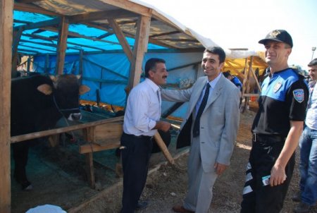 Polis, sahte paraya karşı kurban satıcılarını uyardı