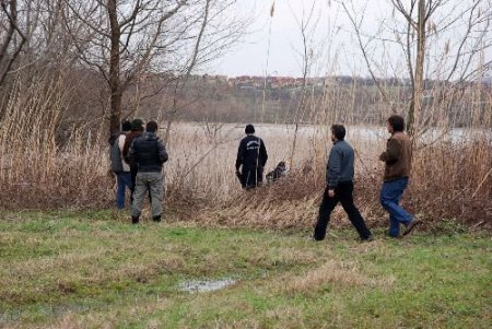 Polis, Sapanca Gölü'nde Silah Arıyor