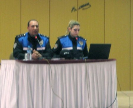 'Polis Abi'leri Kenar Mahalle Çocuklarına Çanakkale'yi Gezdirecek