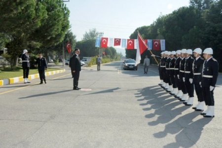 Polis adaylarına ilk ders Balıkesir Valisi Turhan'dan
