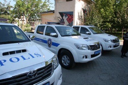 Polis Artık Arazi Aracıyla Devriye Gezecek
