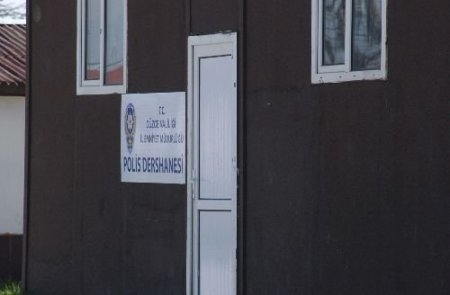 Polis Dershanesi Risk Grubundaki Çocukları Sbs'ye Hazırlıyor