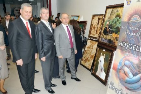 Polis eşlerinden öğrencilere burs için sergi