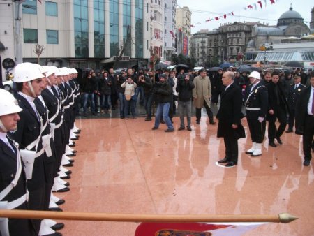 Polis Haftası Kutlamalarına Hava Muhalefeti Engel Oldu
