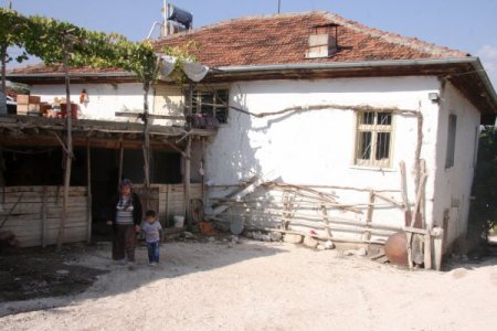 Polis Kılıç’ın şehit haberi baba ocağına ulaştı