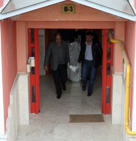 Polis Memuru Beylik Tabancasıyla İntihar Etti