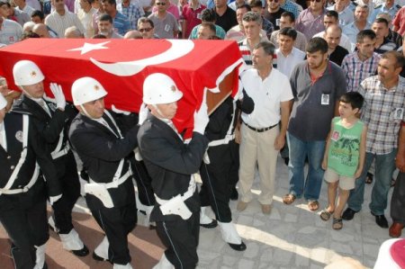 Polis Memuru Hakan Yetiş, Memleketinde Toprağa Verildi