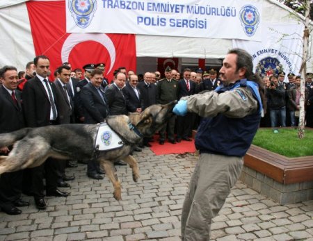 Polis Teşkilatının Kullandığı Malzemeler Tanıtıldı