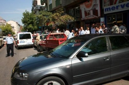 Polise Yakalanmamak İçin Uyuşturucuyu Yuttu