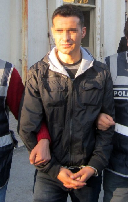 'Polisim' diyerek 3 kişiyi 20 bin lira dolandırdı