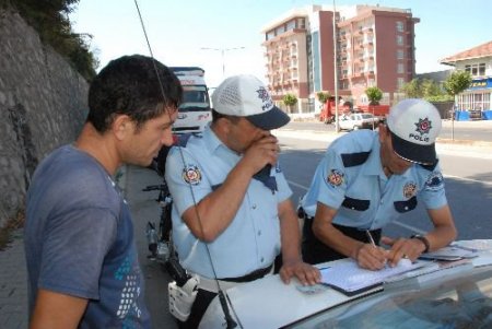 Polisin Ceza Kesmesini Engelleyemediler