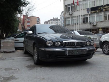 Polisle çatışanlar azılı hırsız çıktı