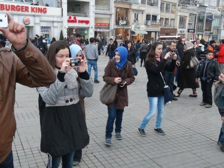 Polislerden 'Taksim' pozu (Özel)
