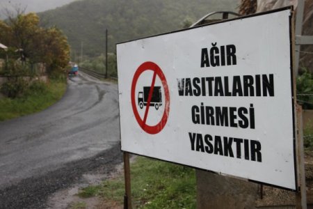 Polisten köprü nöbeti