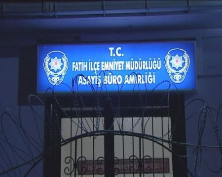 Polisten Uyuşturucu Satıcılarına Şok Baskın