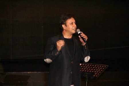 Pop sanatçısı Yusuf Güney: Tek arzum Peygamber Efendimizin şefaatine nail olmak