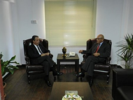 Portekiz'in Lefkoşa Büyükelçisinden Talat'a Veda Ziyaret Etti