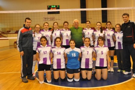 Posbıyık, bayan sporcuları yalnız bırakmadı