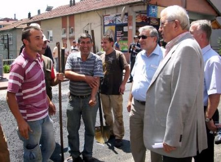 Posbıyık: Asfaltlanmayacak Yol Kalmayacak