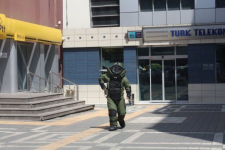 Postanede Şüpheli Çanta Paniği