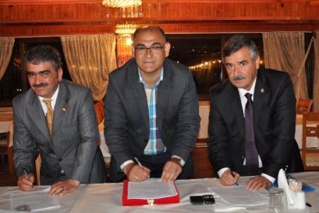 Pozantı'da toplu iş sözleşmesi sevinci